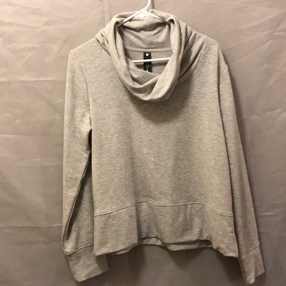 Soft turtle neck sweat shirt